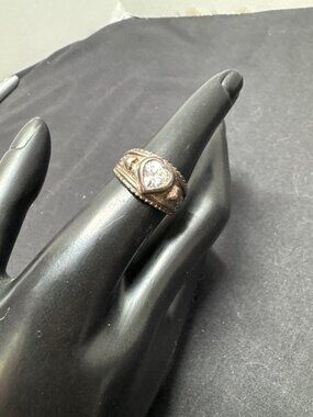 Vintage Sterling Silver Heart-Shaped Crystal Ring Size 7 Intricate Band Design T